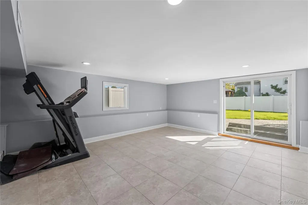 3347 Ocean Harbor Drive Oceanside NY 11572