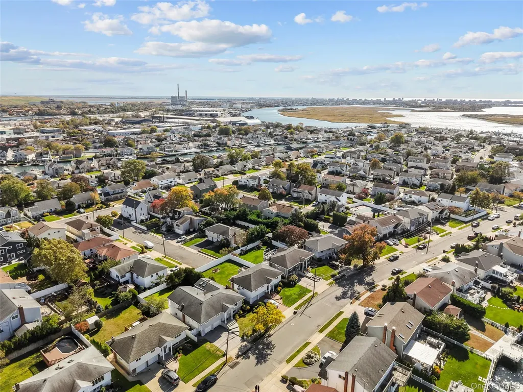 3347 Ocean Harbor Drive Oceanside NY 11572