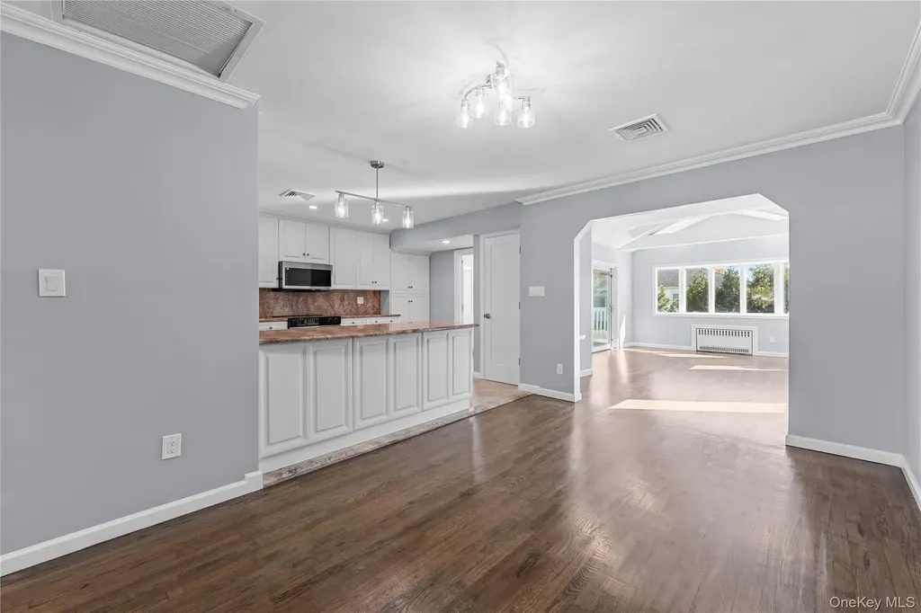 3347 Ocean Harbor Drive Oceanside NY 11572