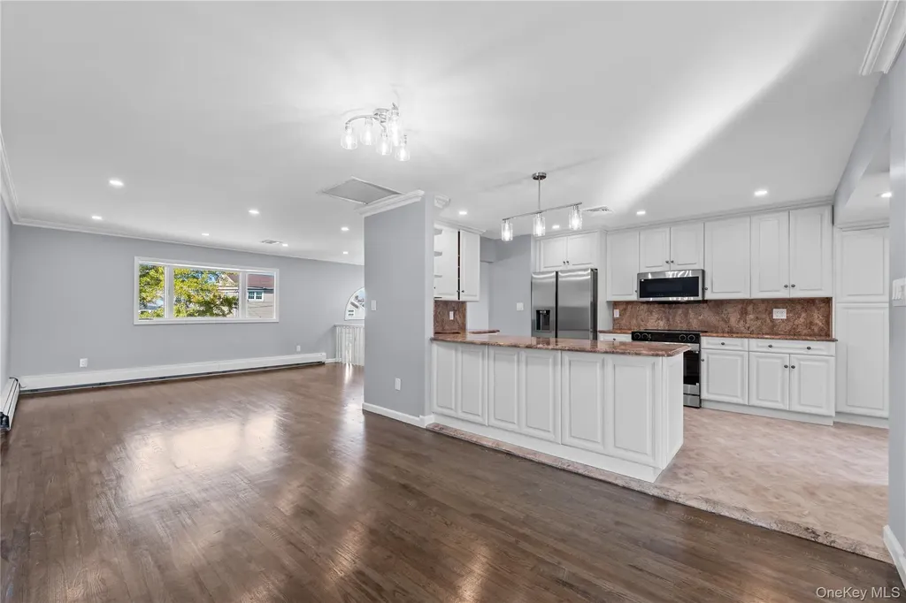 3347 Ocean Harbor Drive Oceanside NY 11572