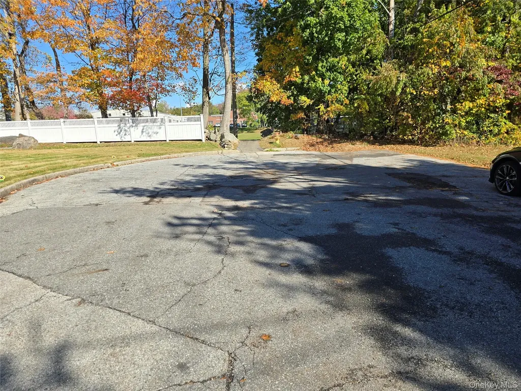 24 Oakbrook Road Ossining NY 10562
