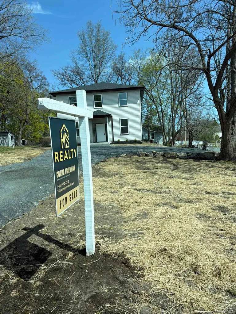 1 Hulse Street Middletown NY 10940