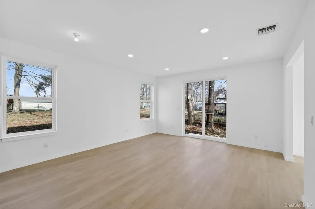 1 Hulse Street Middletown NY 10940