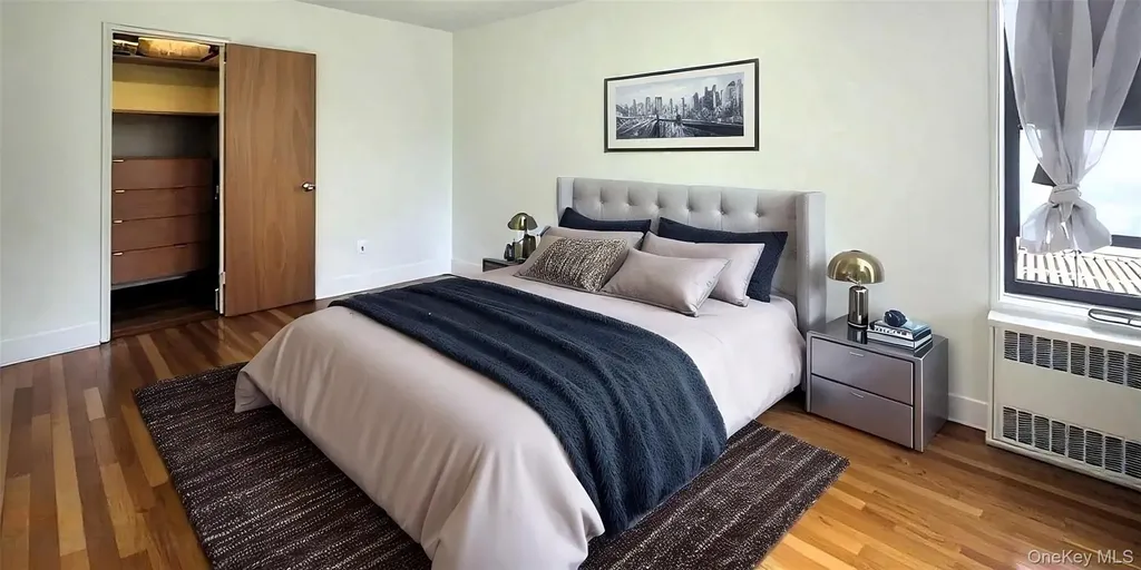 9011 35th Jackson Heights NY 11372