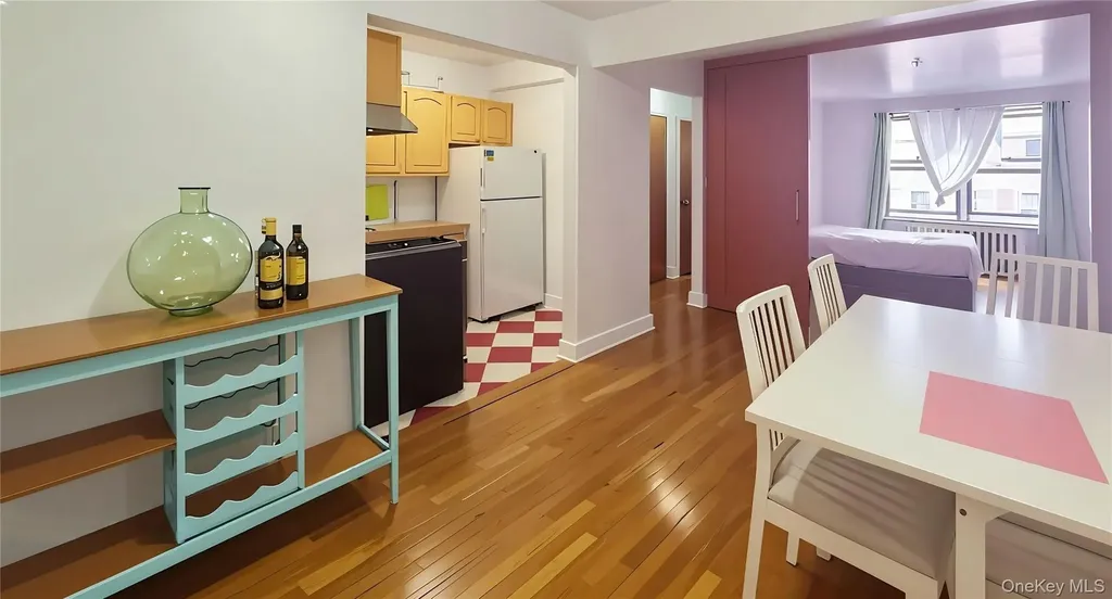 9011 35th Jackson Heights NY 11372