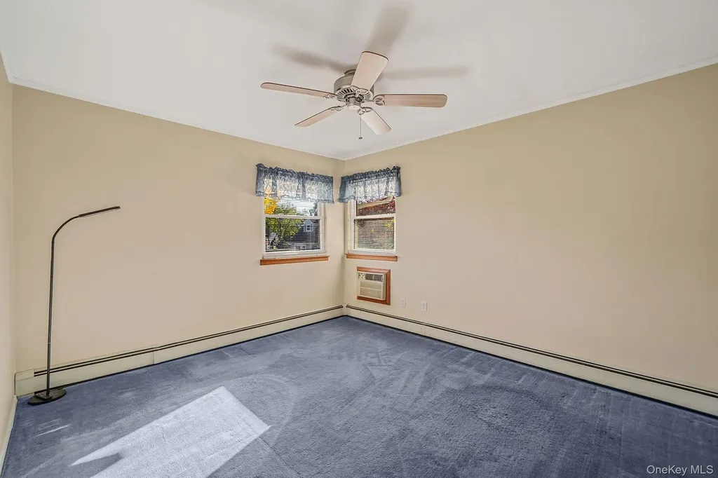 9 Dean Court Commack NY 11725