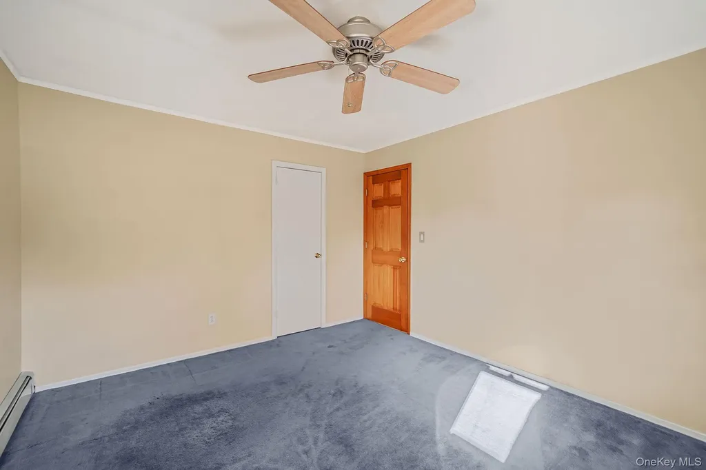 9 Dean Court Commack NY 11725