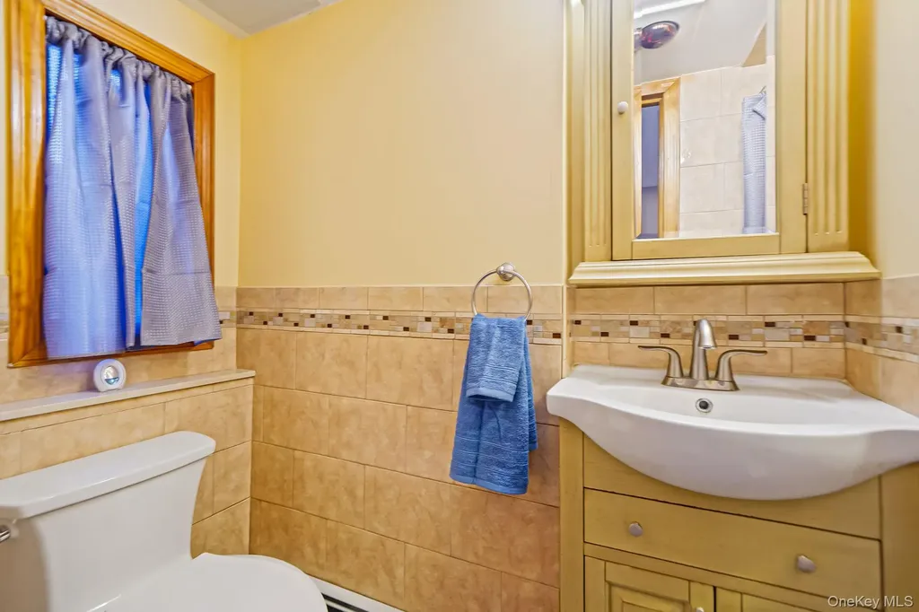 9 Dean Court Commack NY 11725