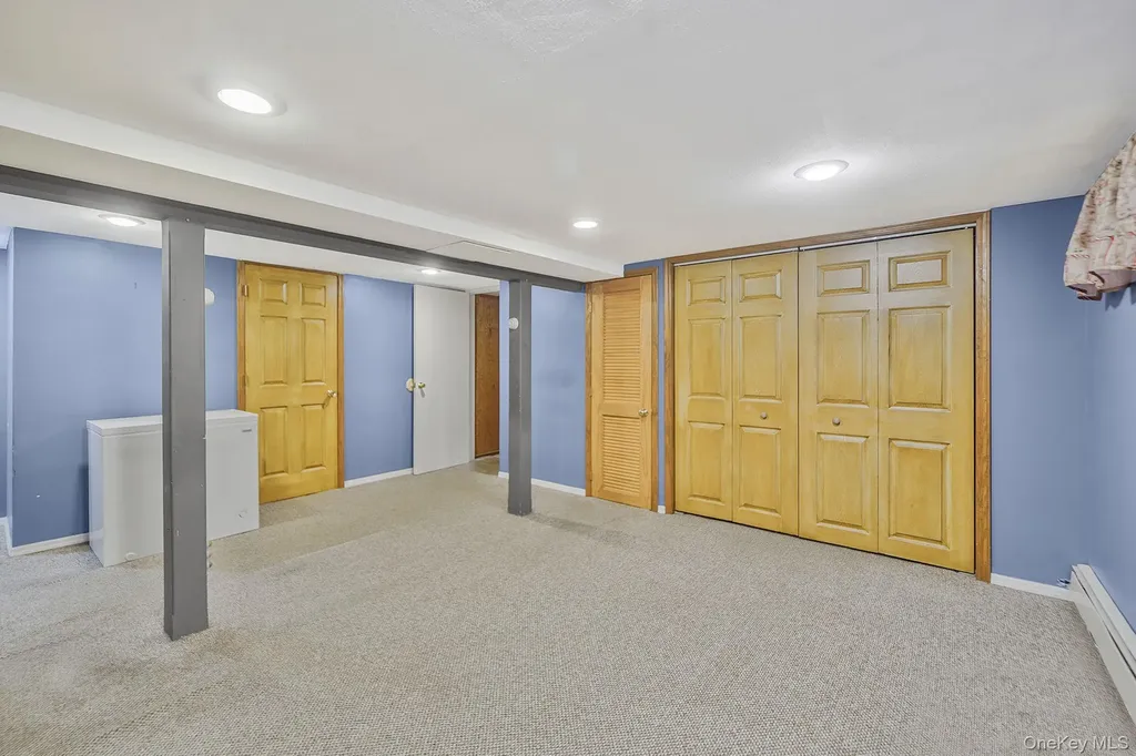 9 Dean Court Commack NY 11725