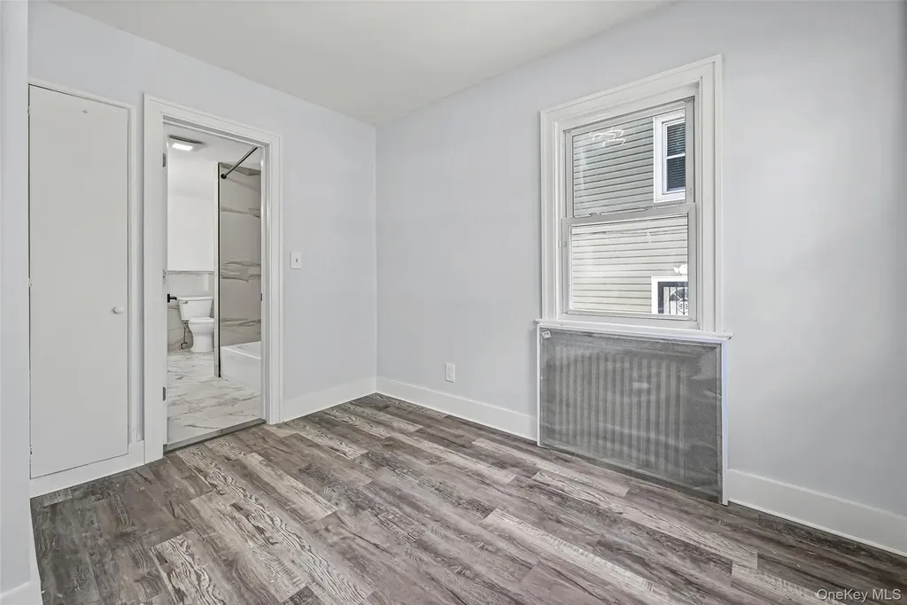 72 Woodside Avenue Freeport NY 11520