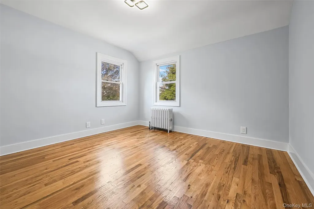 72 Woodside Avenue Freeport NY 11520