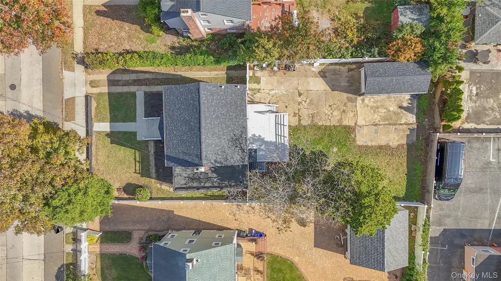 72 Woodside Avenue Freeport NY 11520
