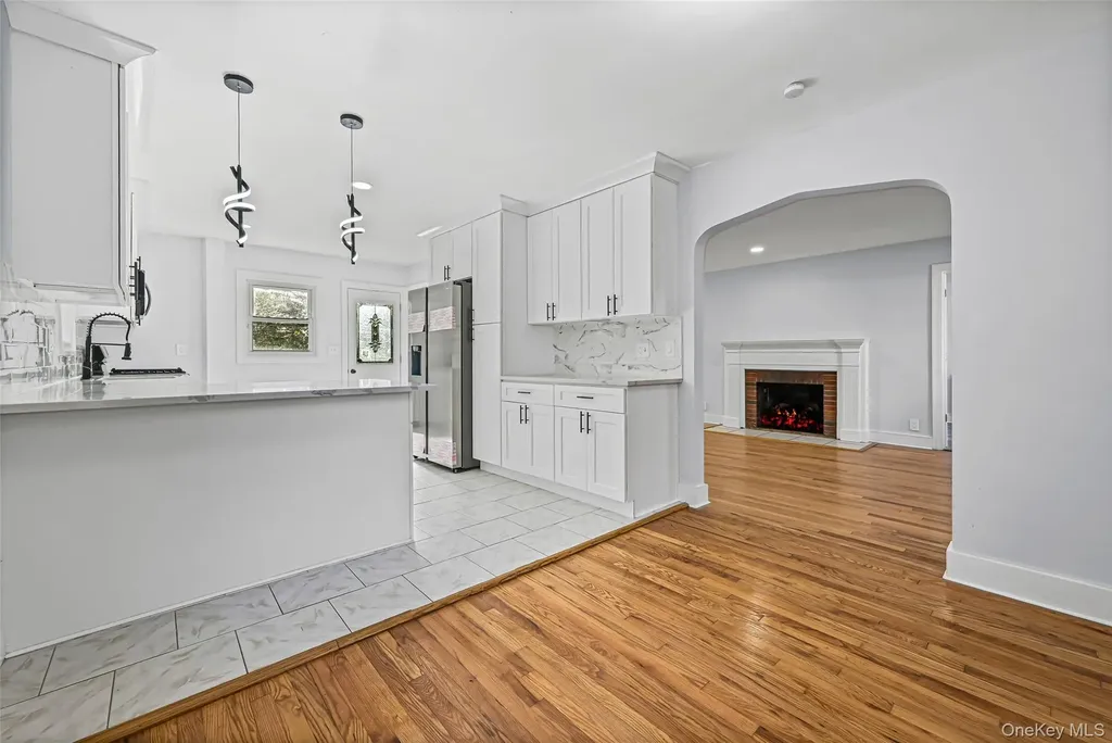 72 Woodside Avenue Freeport NY 11520