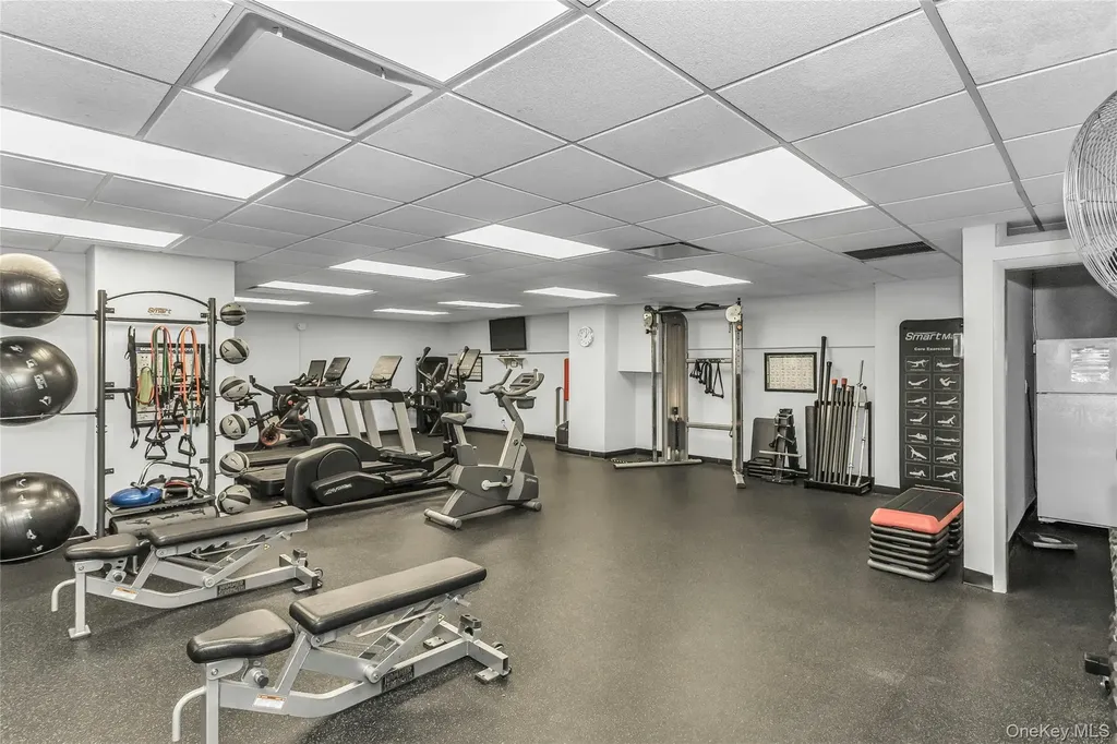 25 Neptune Boulevard Long Beach NY 11561