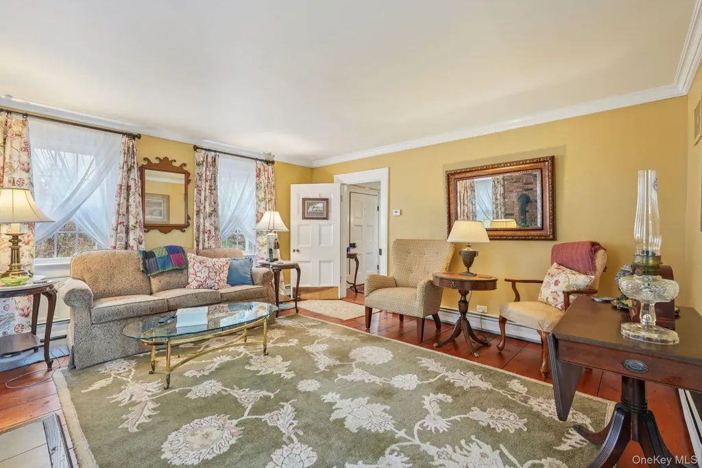 2 Berry Road Monroe NY 10950