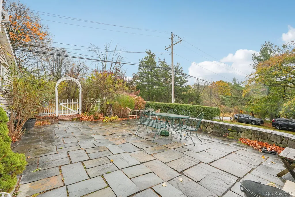 2 Berry Road Monroe NY 10950