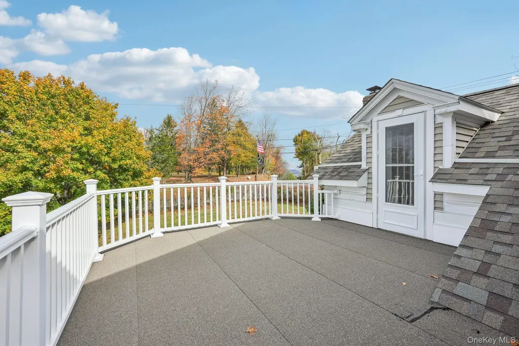 2 Berry Road Monroe NY 10950
