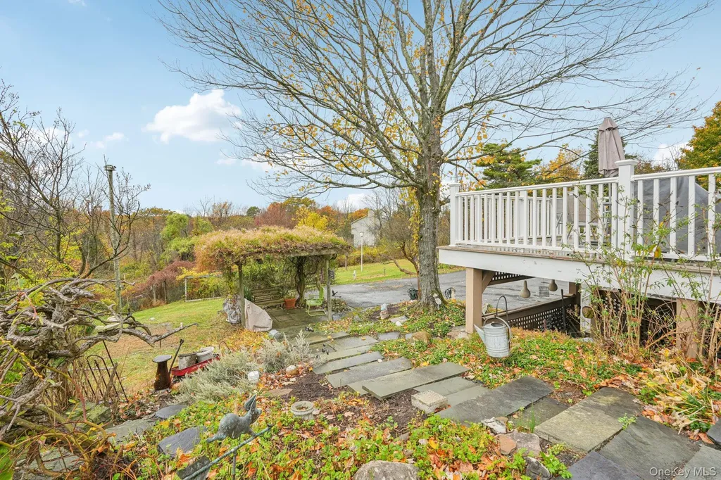 2 Berry Road Monroe NY 10950