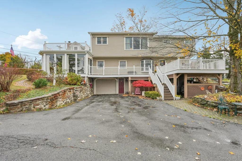 2 Berry Road Monroe NY 10950