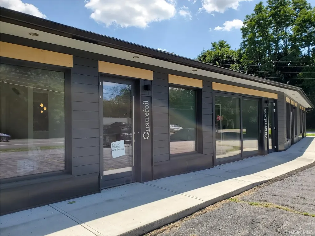 1636 Route 9g Hyde Park NY 12538