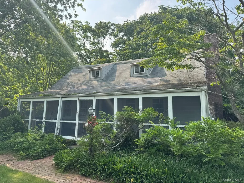 2875 Montauk Highway Brookhaven NY 11719