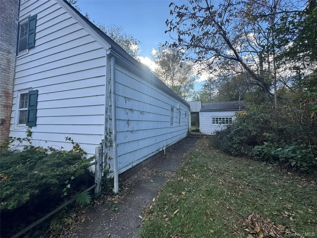 2875 Montauk Highway Brookhaven NY 11719