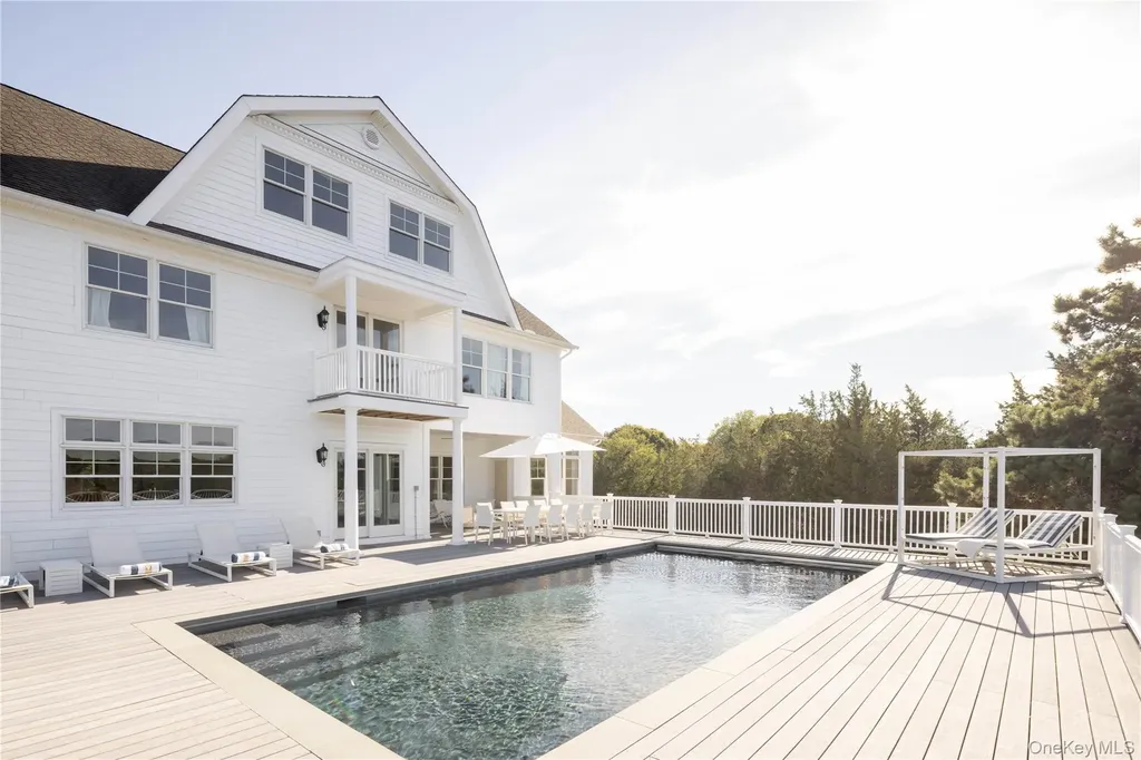 105 Waterview Drive Southold NY 11971