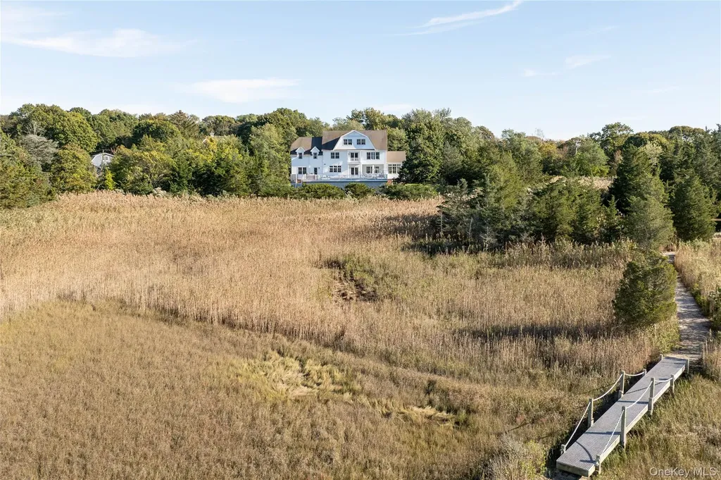 105 Waterview Drive Southold NY 11971