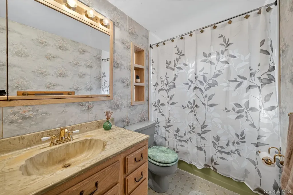 32 Dallas Drive Monroe NY 10950