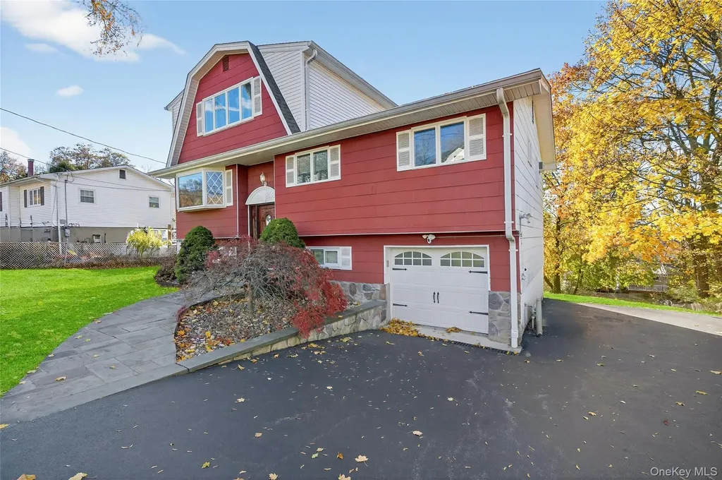 32 Dallas Drive Monroe NY 10950