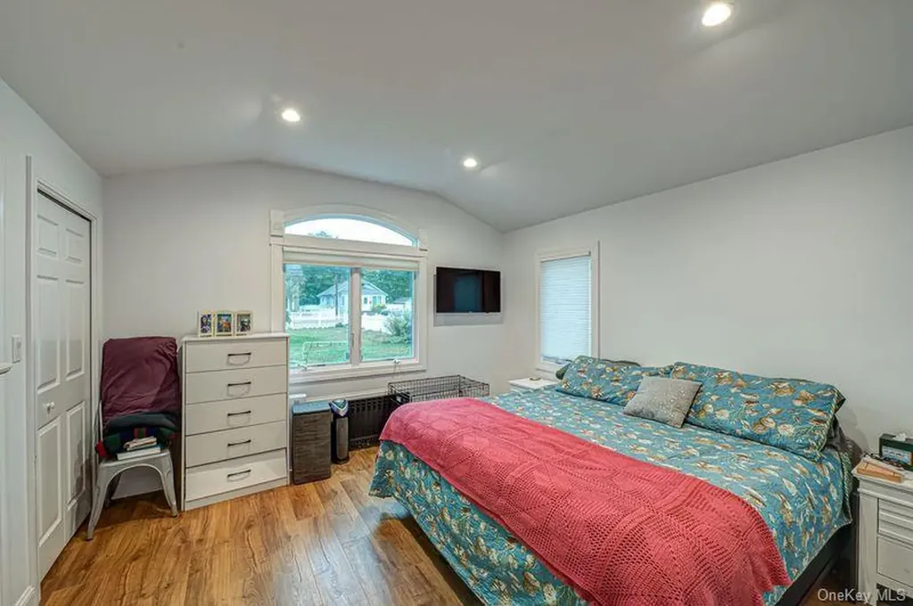 219 Litchfield Avenue Babylon NY 11702