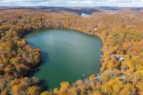 9 Barrett Circle Court Carmel NY 10512