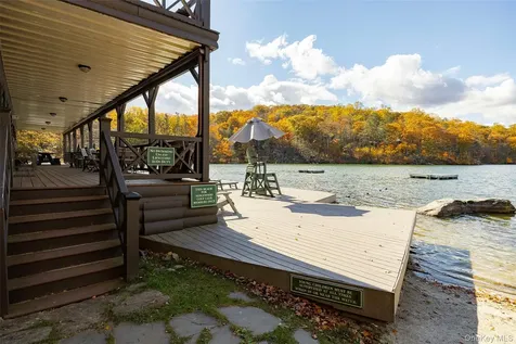9 Barrett Circle Court Carmel NY 10512