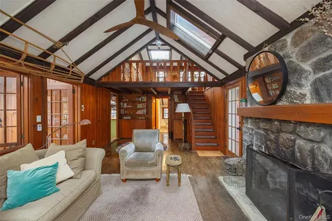 9 Barrett Circle Court Carmel NY 10512
