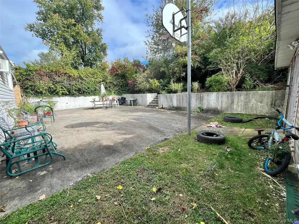46 Heathcote Road Yonkers NY 10710