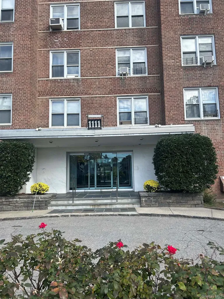 1111 Midland Avenue Bronxville NY 10708