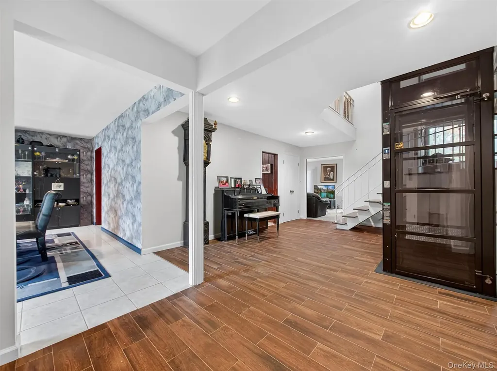 2 Kings Gate Road Suffern NY 10901
