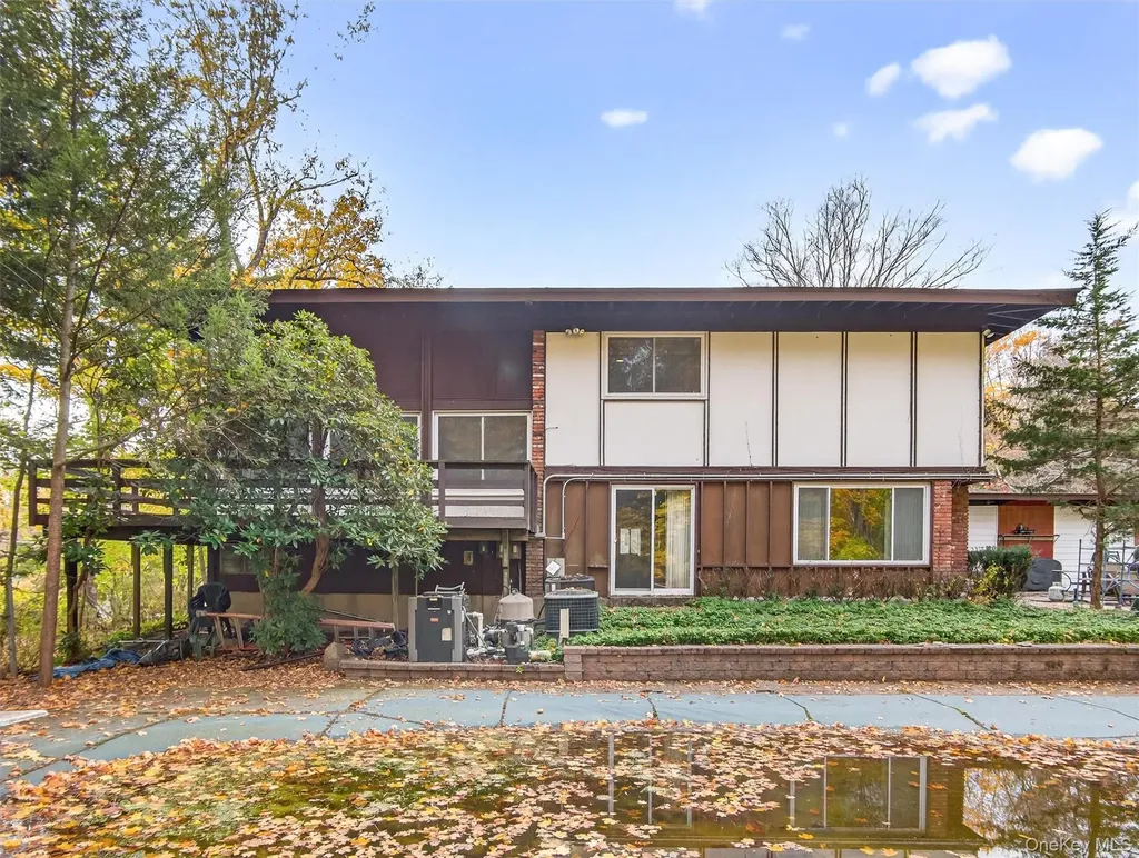 2 Kings Gate Road Suffern NY 10901