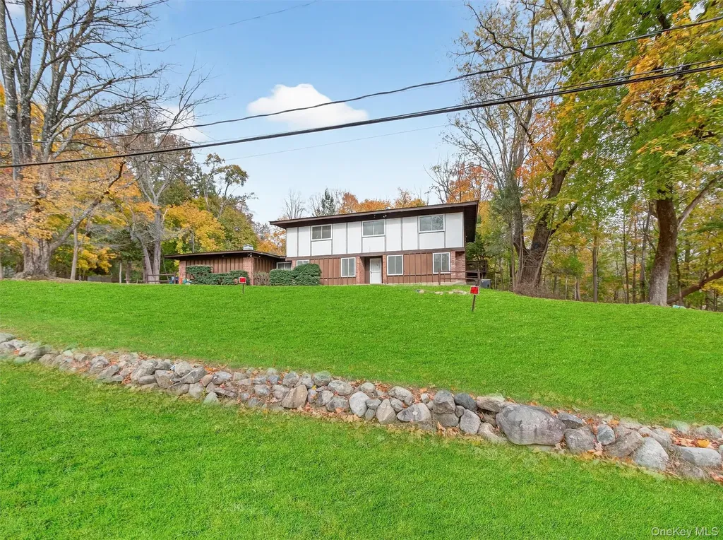 2 Kings Gate Road Suffern NY 10901