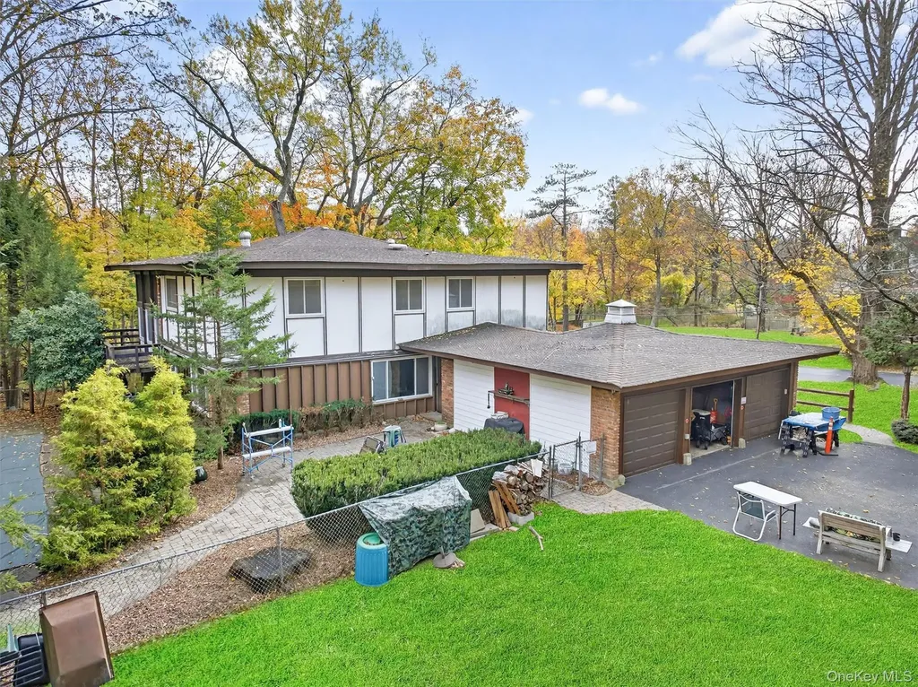 2 Kings Gate Road Suffern NY 10901