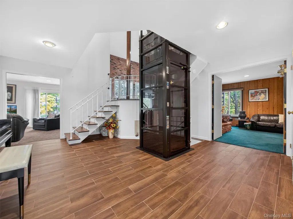 2 Kings Gate Road Suffern NY 10901