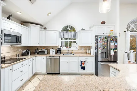 36 Troxell Trail Carmel NY 10512