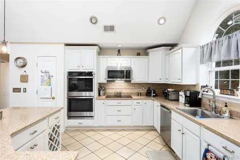 36 Troxell Trail Carmel NY 10512