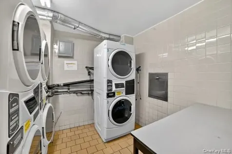 25 Lake Street White Plains NY 10603