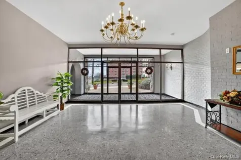25 Lake Street White Plains NY 10603