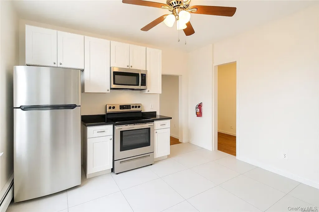 39 W Main Street Middletown NY 10940
