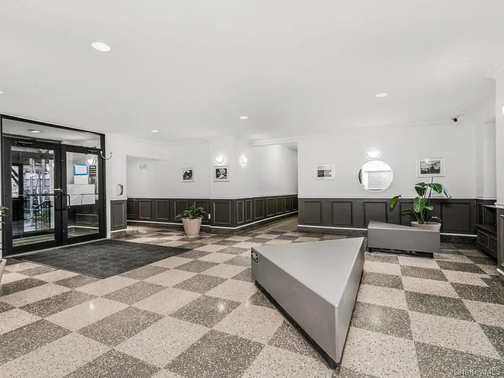 3840 Greystone Bronx NY 10463