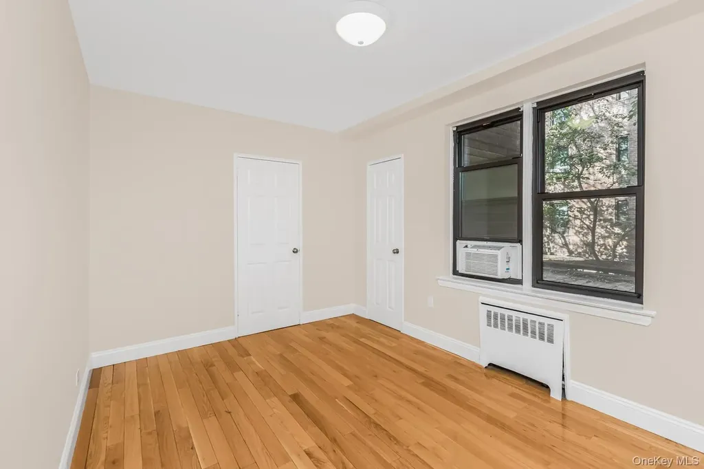 3840 Greystone Bronx NY 10463