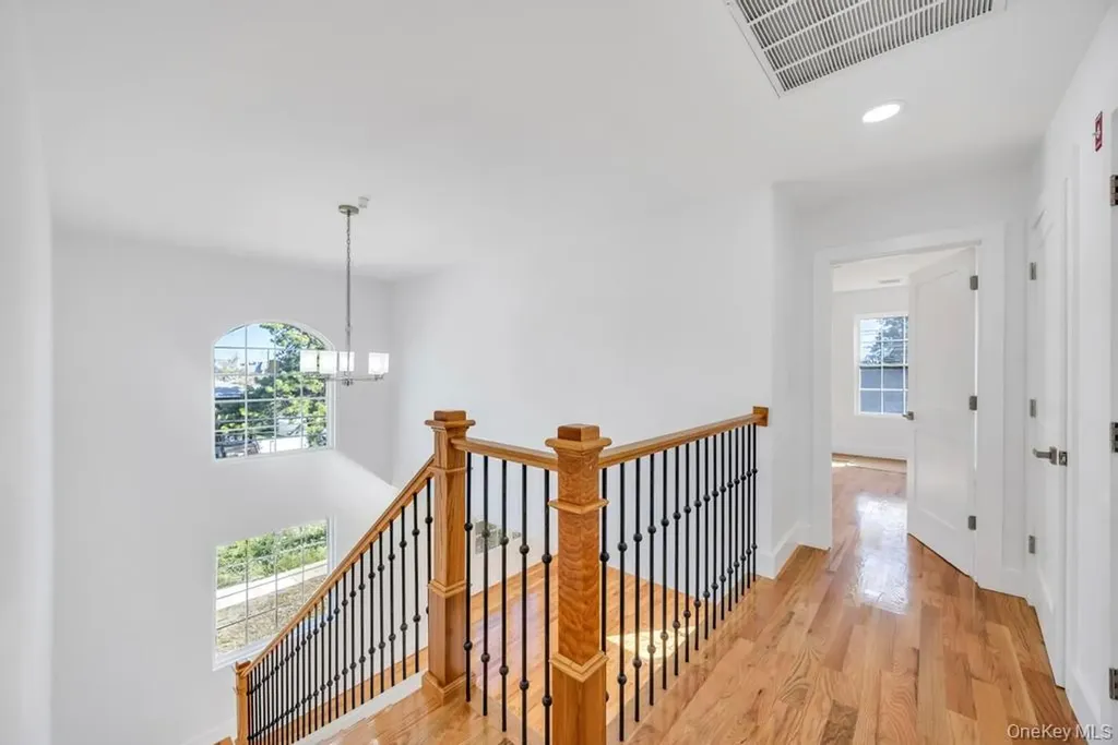 322 Miller Avenue Freeport NY 11520