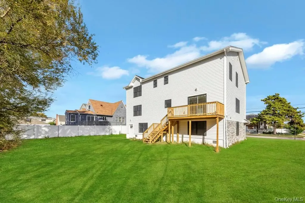 322 Miller Avenue Freeport NY 11520